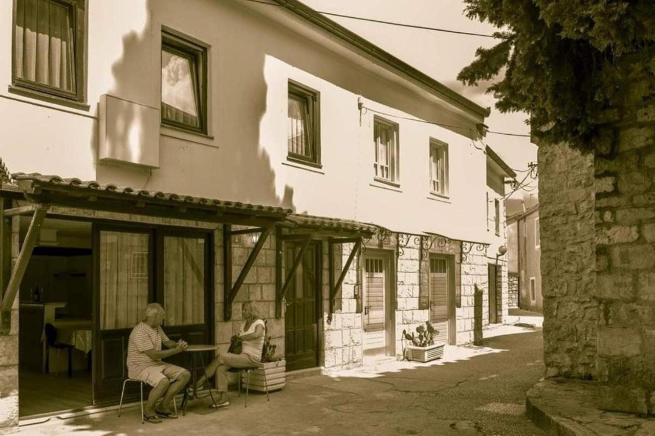 Apartment Ami Τρέμπινιε Εξωτερικό φωτογραφία