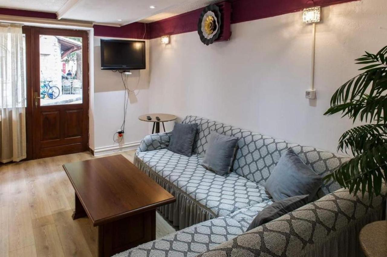 Apartment Ami Τρέμπινιε Εξωτερικό φωτογραφία